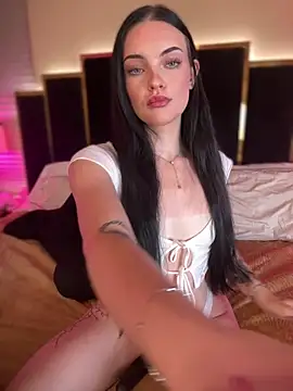 KarissaChantelle online show from May 13, 4:04 pm