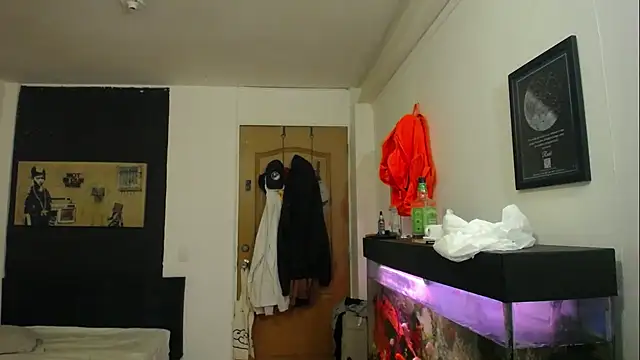 Snapshot of romeolovedark chatting on December 11, 2:52 am romeolovedark online show from December 11, 2:52 am