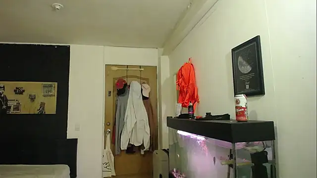 Snapshot of romeolovedark chatting on January 16, 6:14 am romeolovedark online show from January 16, 6:14 am