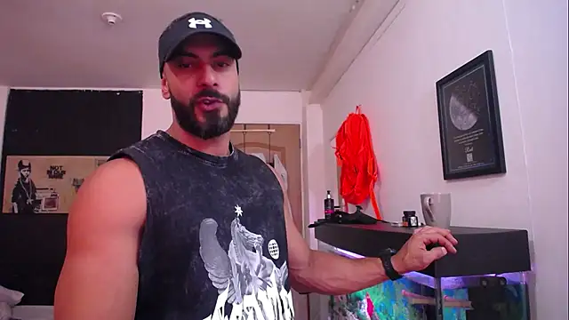 Snapshot of romeolovedark chatting on January 23, 9:50 pm romeolovedark online show from January 23, 9:50 pm