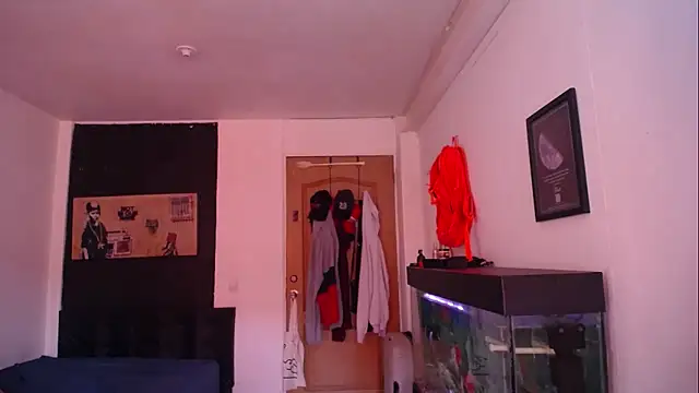 Snapshot of romeolovedark chatting on January 30, 2:47 pm romeolovedark online show from January 30, 2:47 pm