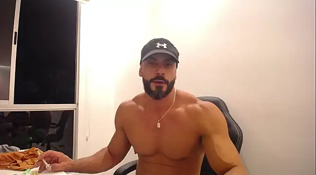 Snapshot of romeolovedark chatting on March 12, 7:46 am romeolovedark online show from March 12, 7:46 am