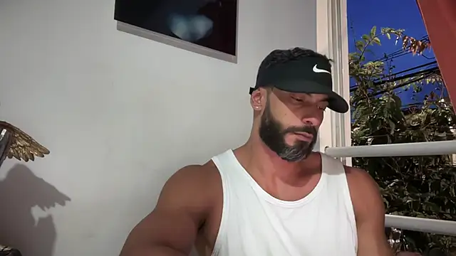 Snapshot of romeolovedark chatting on September 17, 11:17 pm romeolovedark online show from September 17, 11:17 pm