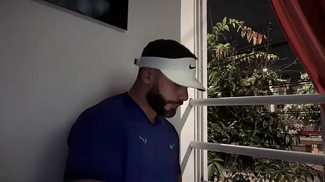 Snapshot of romeolovedark chatting on September 25, 4:16 am romeolovedark online show from September 25, 4:16 am