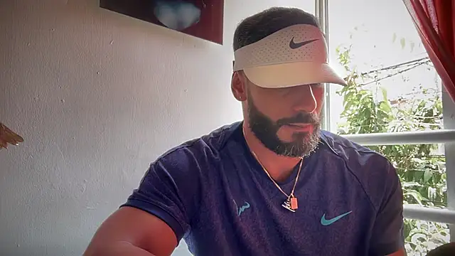 Snapshot of romeolovedark chatting on September 25, 4:43 pm romeolovedark online show from September 25, 4:43 pm