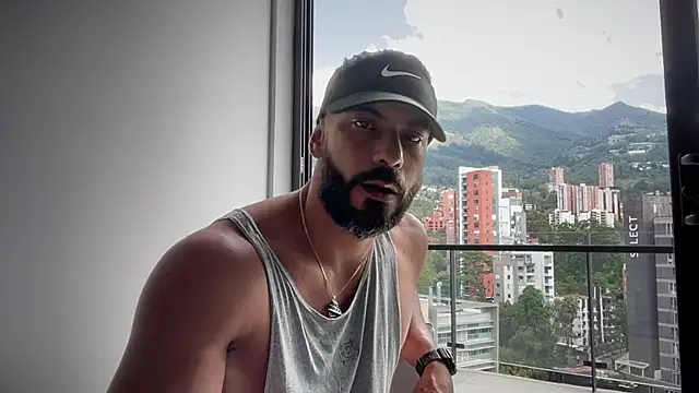 Snapshot of romeolovedark chatting on October 7, 6:16 pm romeolovedark online show from October 7, 6:16 pm