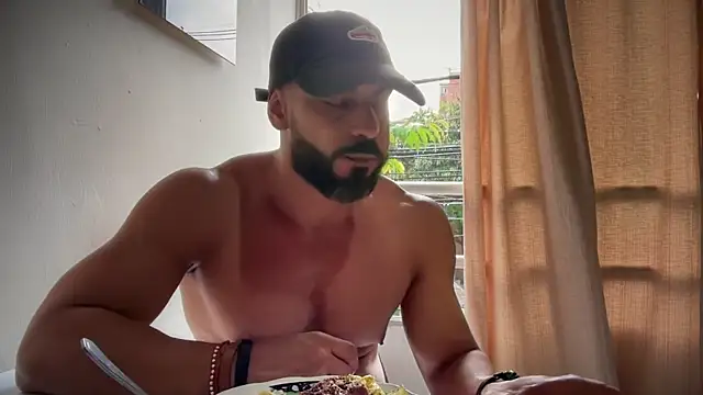 romeolovedark online show from March 9, 9:19 pm