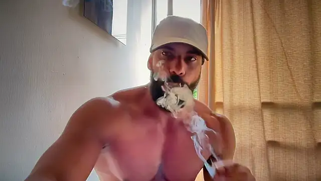 romeolovedark online show from May 14, 12:23 pm