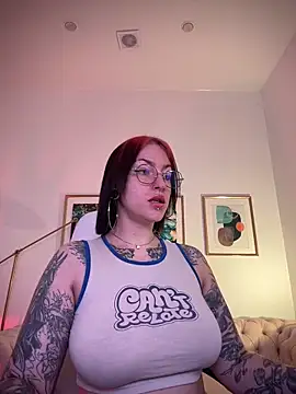 IvyHoney online show from January 17, 6:47 am