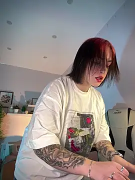 IvyHoney online show from January 25, 6:45 am