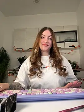 Snapshot of IvyHoney chatting on October 16, 8:04 am IvyHoney online show from October 16, 8:04 am