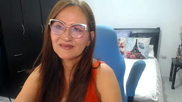Xiimen online show from May 22, 9:20 pm