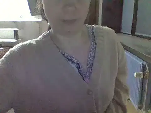 Snapshot of Moi_Lina chatting on January 6, 11:20 pm Moi Lina online show from January 6, 11:20 pm