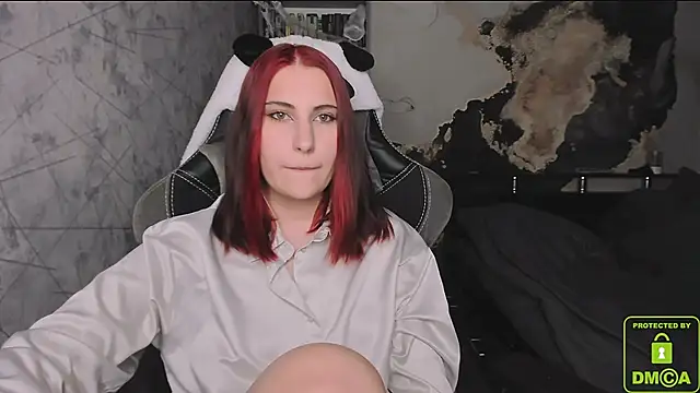 Snapshot of dj_eban_ chatting on October 5, 3:32 pm dj eban online show from October 5, 3:32 pm