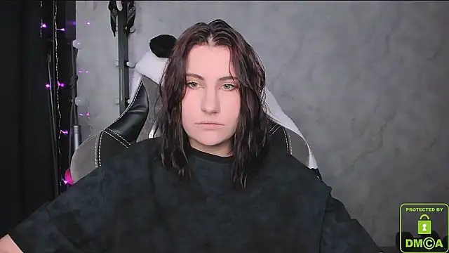 Snapshot of dj_eban_ chatting on January 18, 2:43 pm dj eban online show from January 18, 2:43 pm