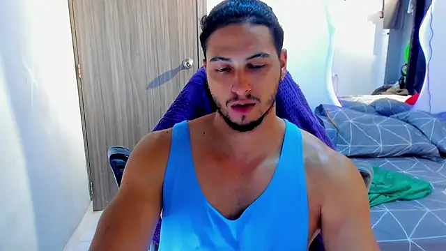 Kris Khalifa69 online show from May 1, 10:25 pm