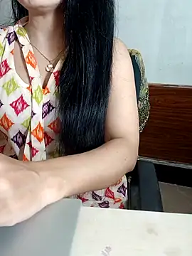 Chanchal--Navya online show from May 5, 5:43 pm