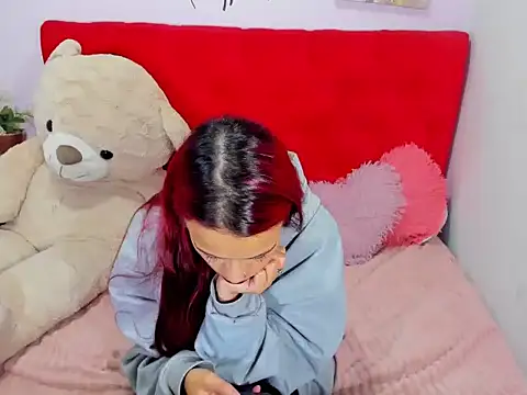 GiannaGoddes online show from January 16, 11:26 am