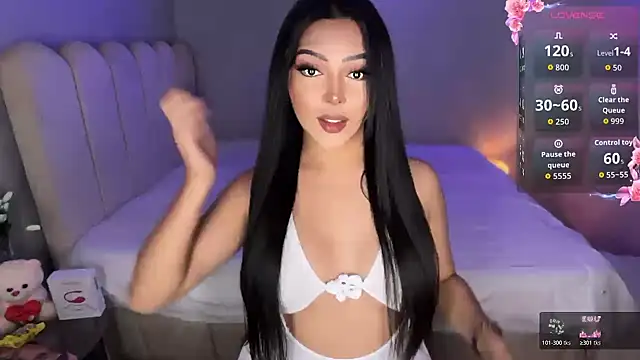 Snapshot of shantal_r0mance chatting on April 3, 10:41 pm shantal r0mance online show from April 3, 10:41 pm