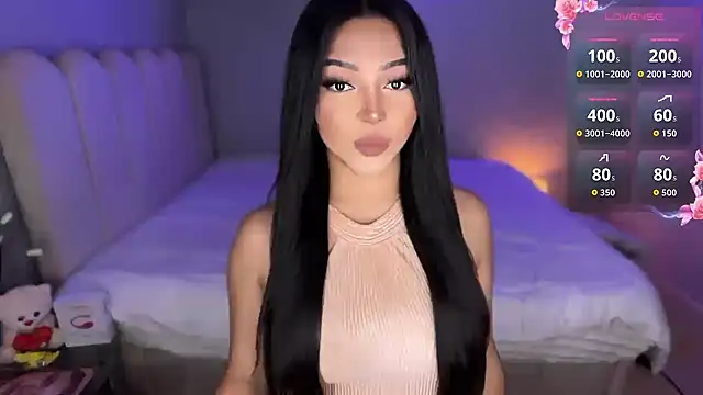 Snapshot of shantal_r0mance chatting on April 4, 10:29 pm shantal r0mance online show from April 4, 10:29 pm