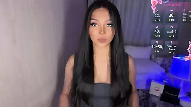 Snapshot of shantal_r0mance chatting on April 24, 3:31 am shantal r0mance online show from April 24, 3:31 am