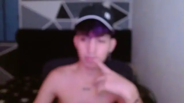 littlextreme online show from December 27, 3:20 am