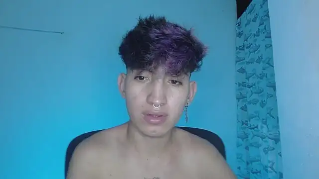 littlextreme online show from February 6, 2:55 am