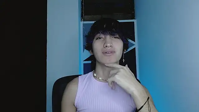 littlextreme online show from February 2, 1:37 am