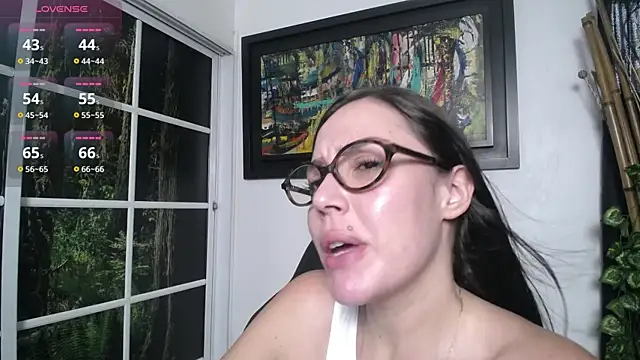 brianna 196 online show from May 14, 7:09 pm
