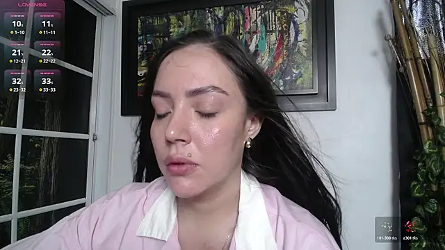 brianna 196 online show from May 18, 8:25 pm