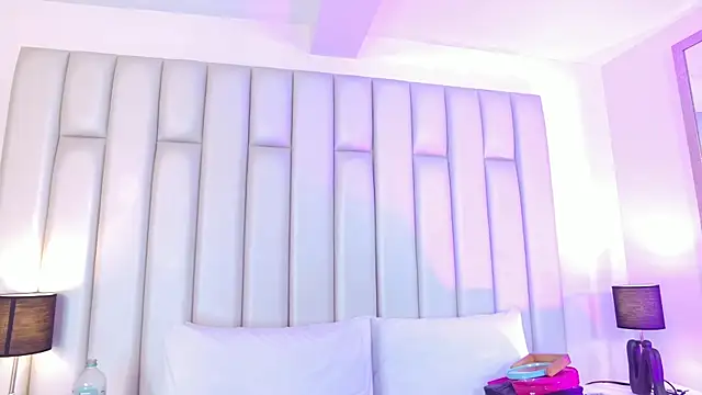 Snapshot of aandreaperez chatting on March 6, 11:50 am aandreaperez online show from March 6, 11:50 am