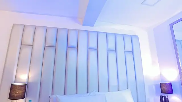 Snapshot of aandreaperez chatting on April 8, 11:32 am aandreaperez online show from April 8, 11:32 am