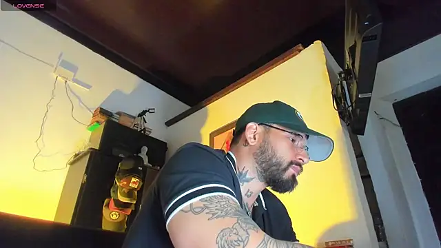 CamiloGray  online show from September 21, 11:23 am