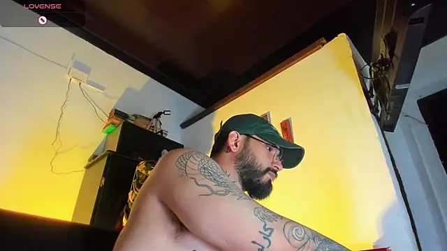 CamiloGray  online show from October 23, 1:54 pm