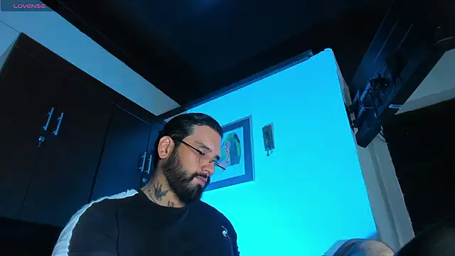 CamiloGray  online show from January 15, 1:37 pm