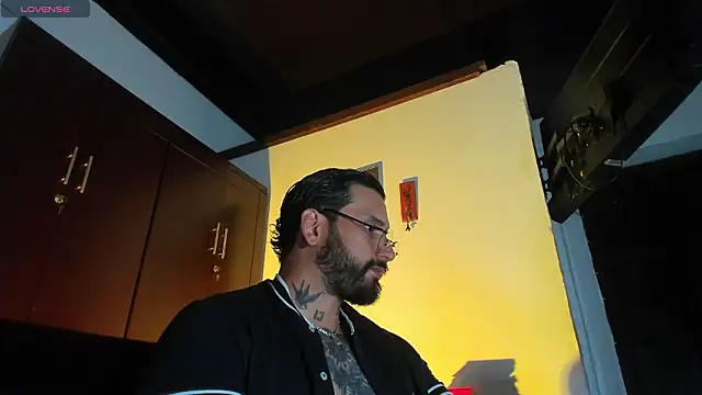 CamiloGray  online show from March 10, 2:33 pm