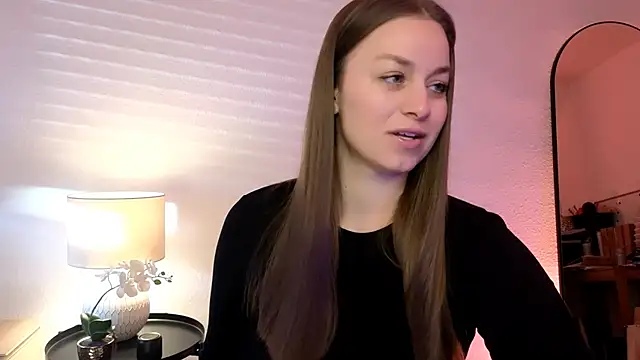 MilaFleur online show from January 8, 8:27 am