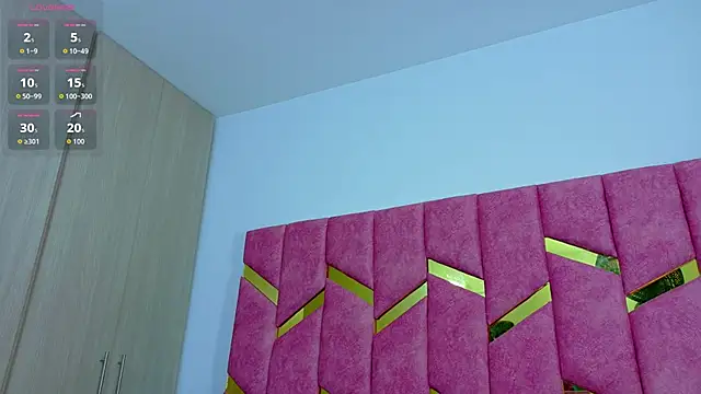 hornyhousekeeper  online show from November 22, 11:42 am