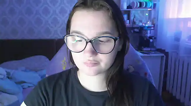 Amy Mur  online show from January 6, 2:25 pm