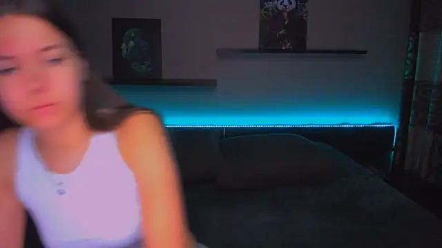 AlexaBarkley online show from November 10, 12:20 am