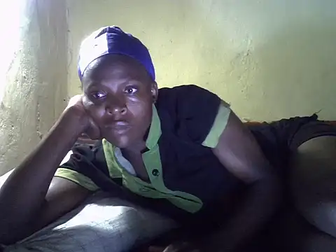 Snapshot of cute-shamza chatting on October 31, 5:14 pm cute-shamza online show from October 31, 5:14 pm