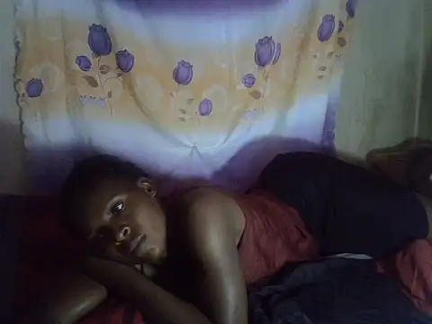 cute-shamza online show from May 15, 6:42 am