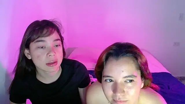 Gretten wright online show from October 31, 4:30 pm