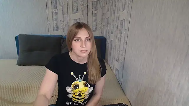 Snapshot of Pilly_green_ chatting on May 19, 7:37 am Pilly green online show from May 19, 7:37 am