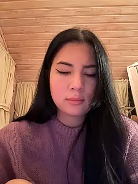Snapshot of clairewntr chatting on January 2, 5:39 pm clairewntr online show from January 2, 5:39 pm