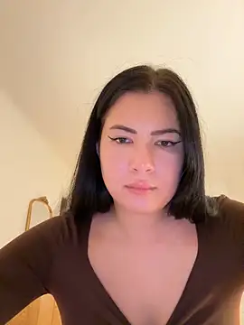Snapshot of clairewntr chatting on January 7, 7:38 pm clairewntr online show from January 7, 7:38 pm