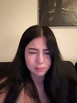 Snapshot of clairewntr chatting on February 28, 9:33 pm clairewntr online show from February 28, 9:33 pm