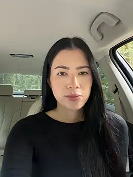clairewntr online show from May 4, 3:41 pm