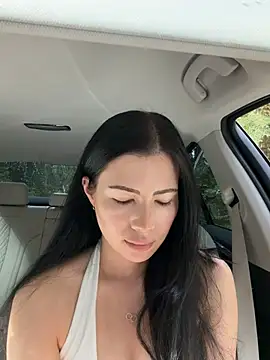 clairewntr online show from May 5, 2:25 pm