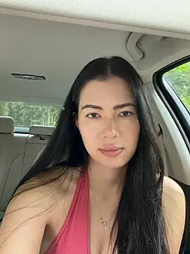 clairewntr online show from May 7, 1:49 pm